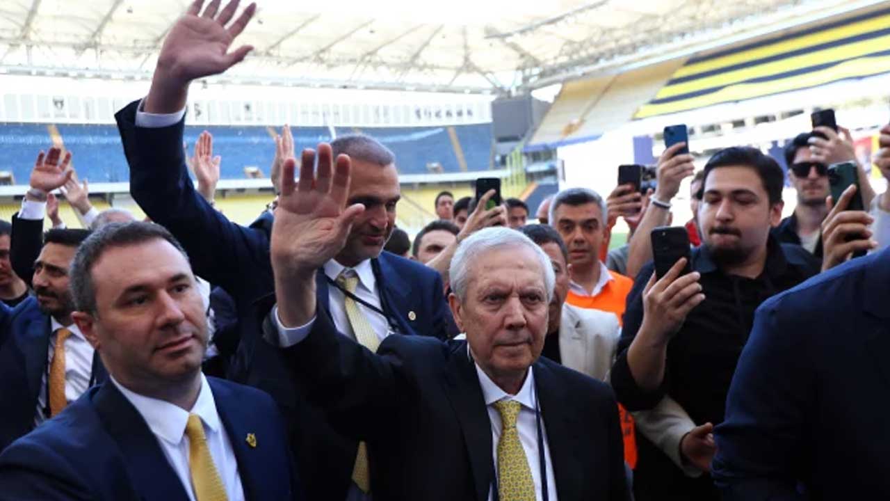 Foto - Aziz Yıldırım'ın Messi ve Ronaldo sözleri taraftarları ayağa kaldırdı
