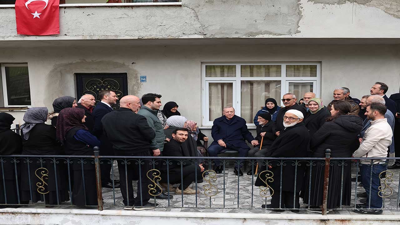 Foto - Baba ocağında bayram neşesi! Erdoğan Rize'den seslendi: Hemşehrilerimin bayramı mübarek olsun!