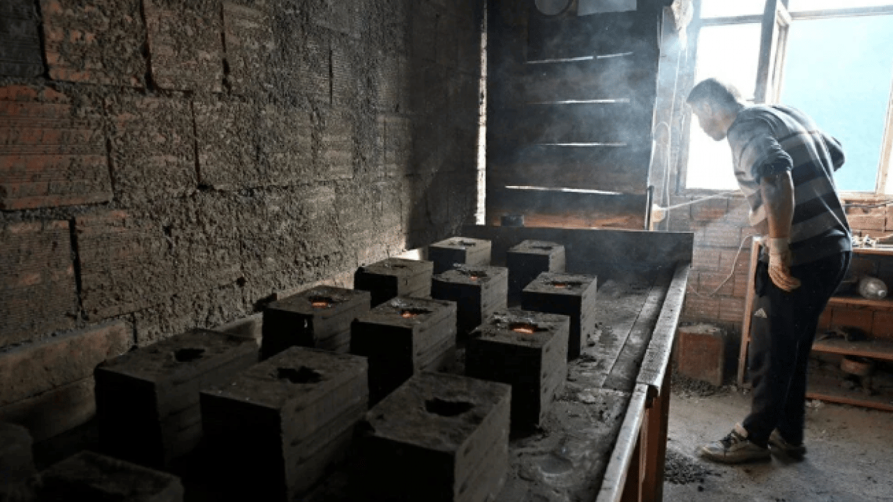 Foto - Baba yadigarı el emeği ziller büyük ilgi görüyor: Hurda malzemeden sanat çıkarıyor