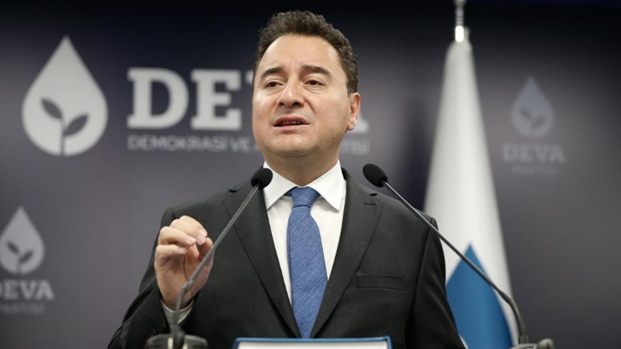 Foto - Babacan’dan tüm Türkiye’yi dumura uğratan sözler! Özgür Özel’i hallaç pamuğu gibi attı: "Kavga çıkar"