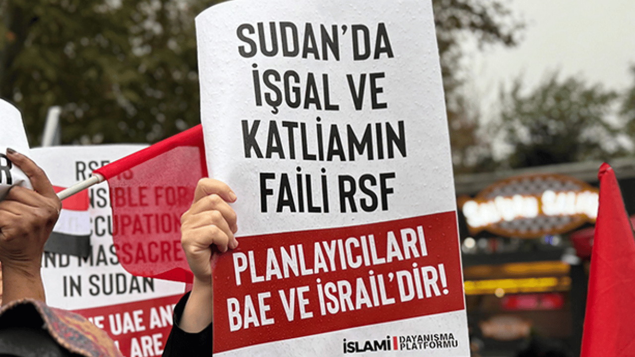 Foto - BAE Konsolosluğu önünde Sudan halkına destek: Zalim Nahyan hesap verecek!