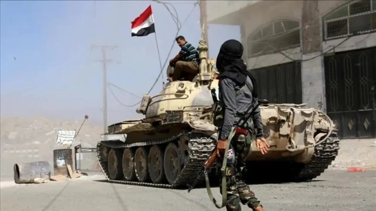 Foto - BAE resmen kaybetti: Kendilerini feshettiler