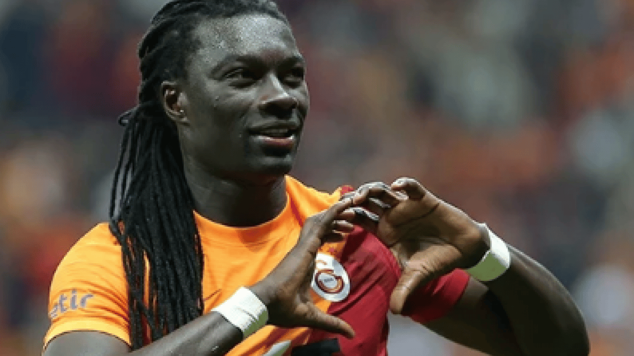 Bafetimbi Gomis Galatasaray'a geri dönüyor! İşte yeni görevi