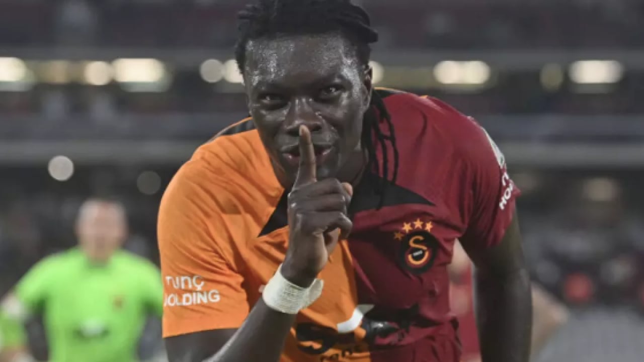 Foto - Bafetimbi Gomis Galatasaray'a geri dönüyor! İşte yeni görevi