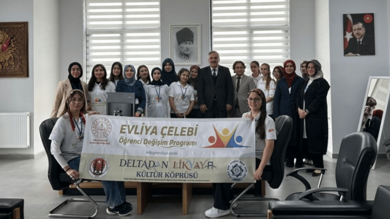Foto - Bafra Kız Anadolu İmam Hatip Lisesinin koordinatörlüğünde yürütülen Delta’dan Likya’ya Gönül Köprüsü...