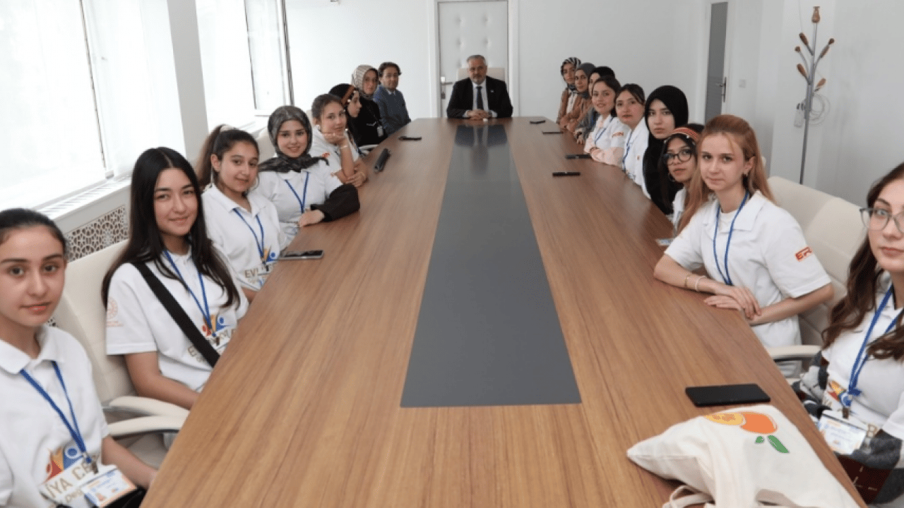 Foto - Bafra Kız Anadolu İmam Hatip Lisesinin koordinatörlüğünde yürütülen Delta’dan Likya’ya Gönül Köprüsü...