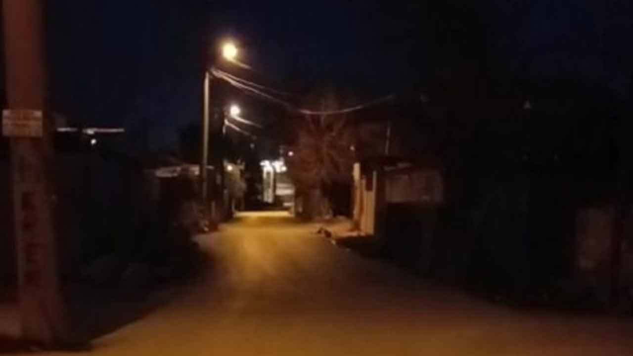 Foto - Bağımlıları nasıl uzaklaştıracaklarını şaşırdılar! Evin camındaki nota bakan bir daha bakıyor