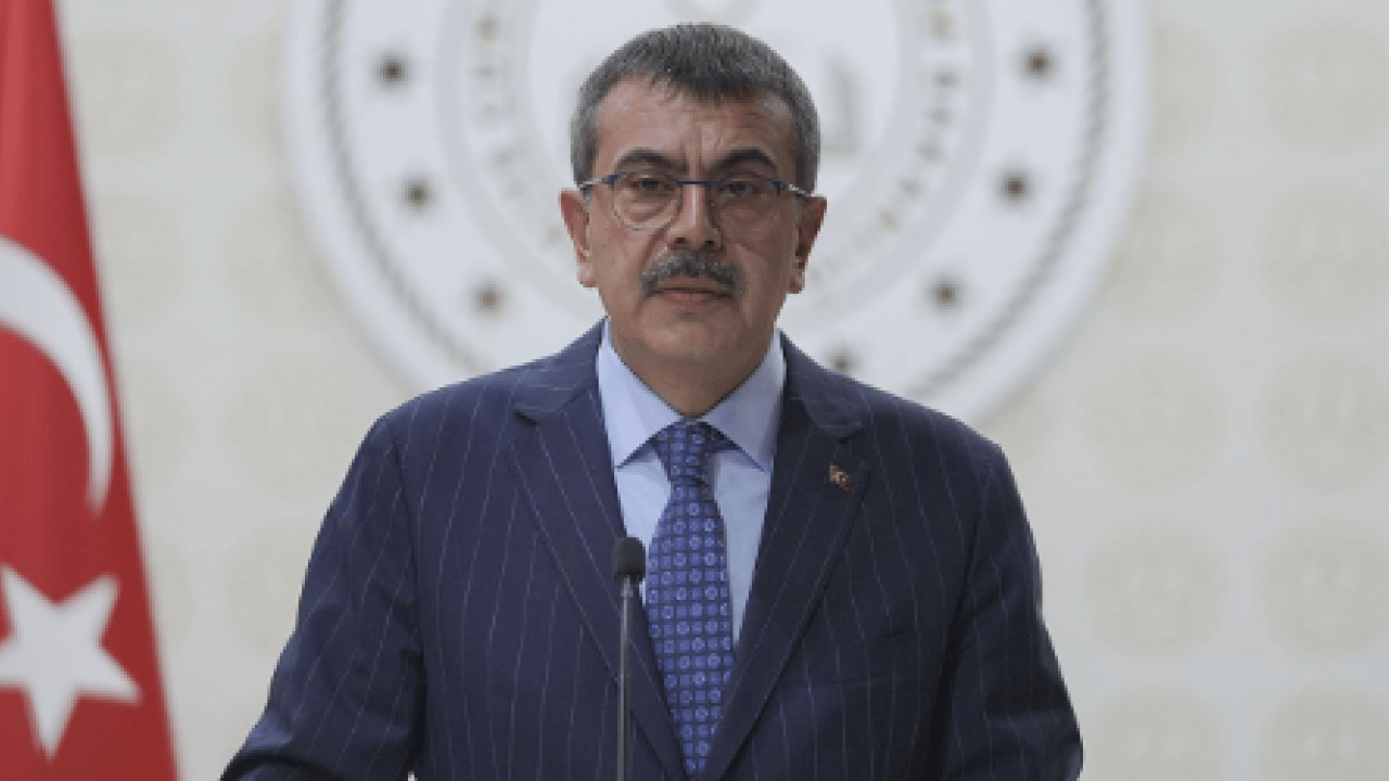 Foto - Bağnazlar illallah ettirdi! Bakan Tekin suç duyurusunda bulundu