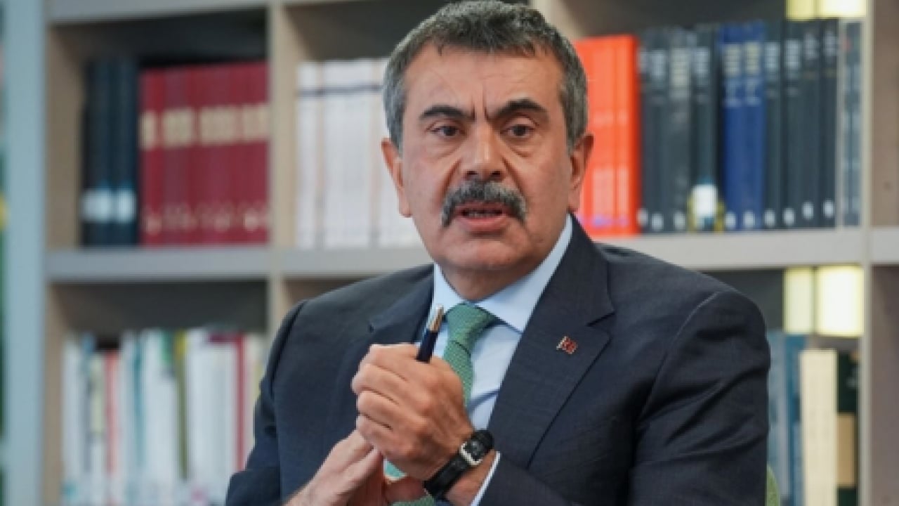 Foto - Bağnazlar illallah ettirdi! Bakan Tekin suç duyurusunda bulundu