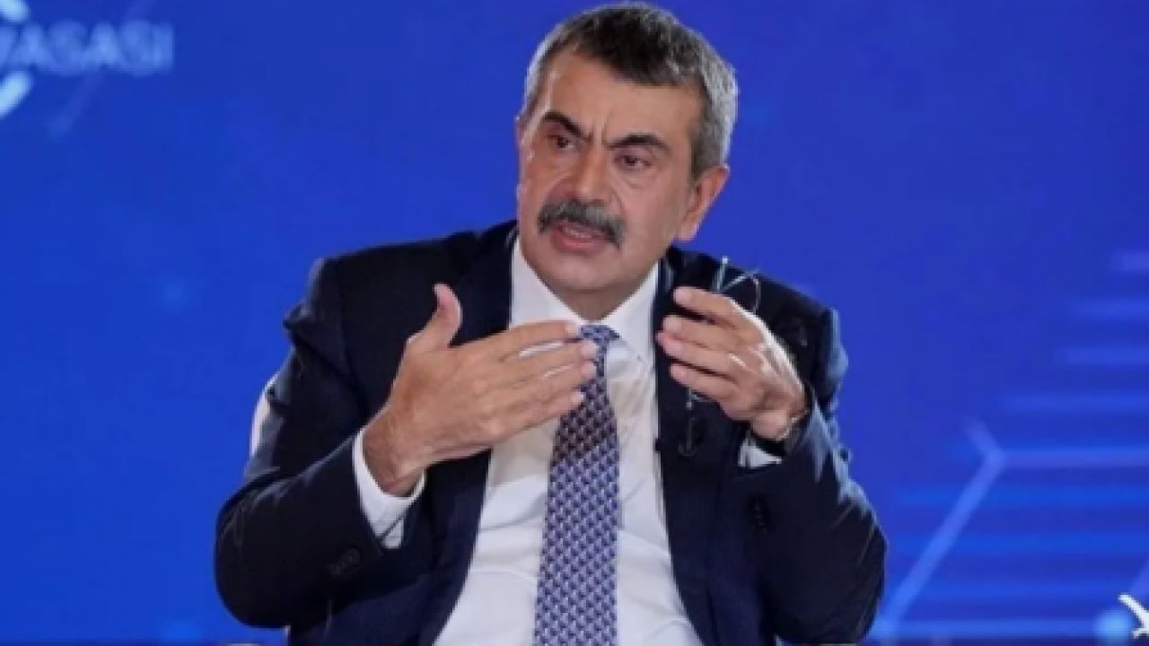 Foto - Bağnazlar illallah ettirdi! Bakan Tekin suç duyurusunda bulundu