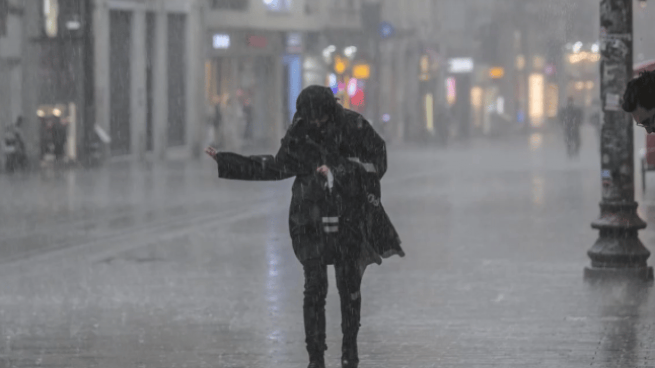 Bahar beklenirken kış sürprizi! İstanbul'da 3 gün sürecek soğuk hava dalgası geliyor