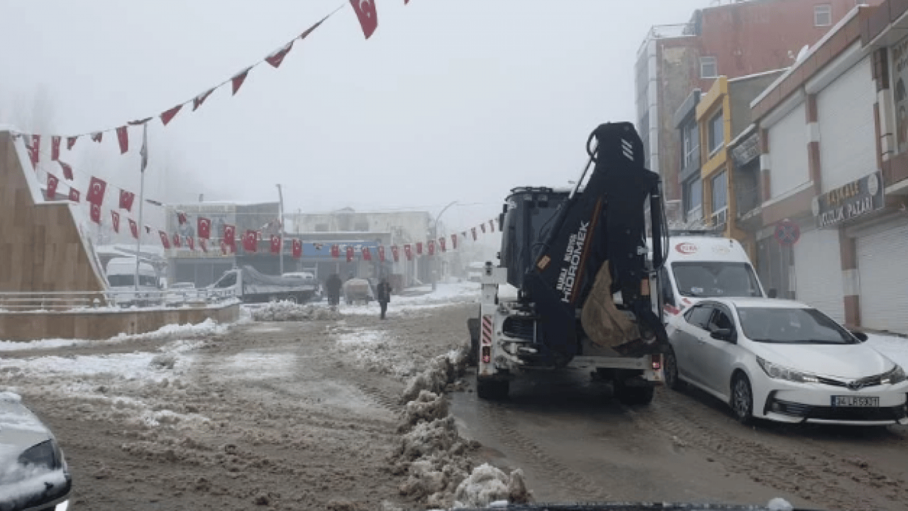 Foto - Baharı bekliyorlardı ama..! O kent yeniden beyaza büründü