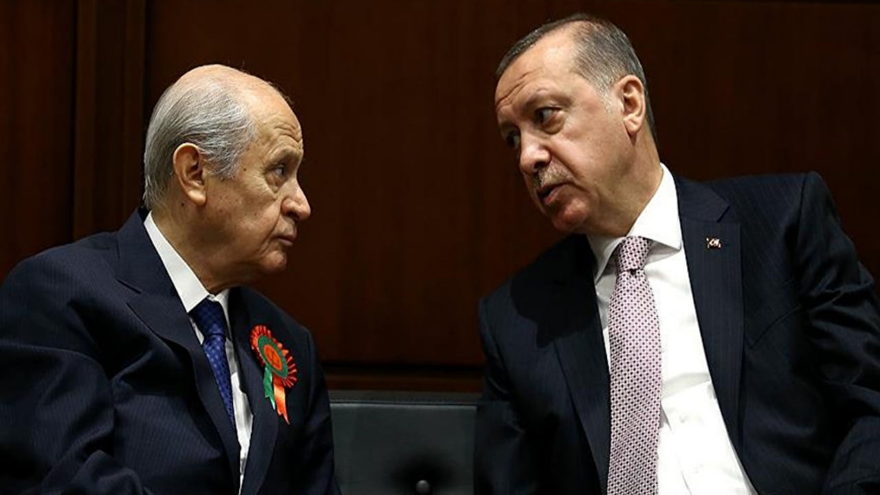 Foto - Bahçeli resepsiyona katılmadı, kulisler yangın yerine döndü! AK Partili Şamil Tayyar’dan çok konuşulacak çıkış
