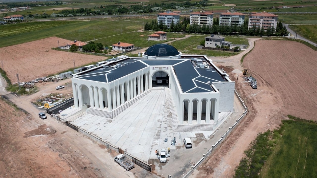 Foto - Bahçeli'nin hibe ettiği arsaya yapılıyor! Cemevinin ikinci etap çalışmaları tamamlandı