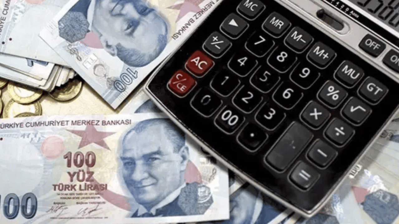 Foto - Bakan Bolat duyurdu: İhracat 273 milyar dolarla rekor kırdı! Türkiye büyüyor, enflasyon eriyor