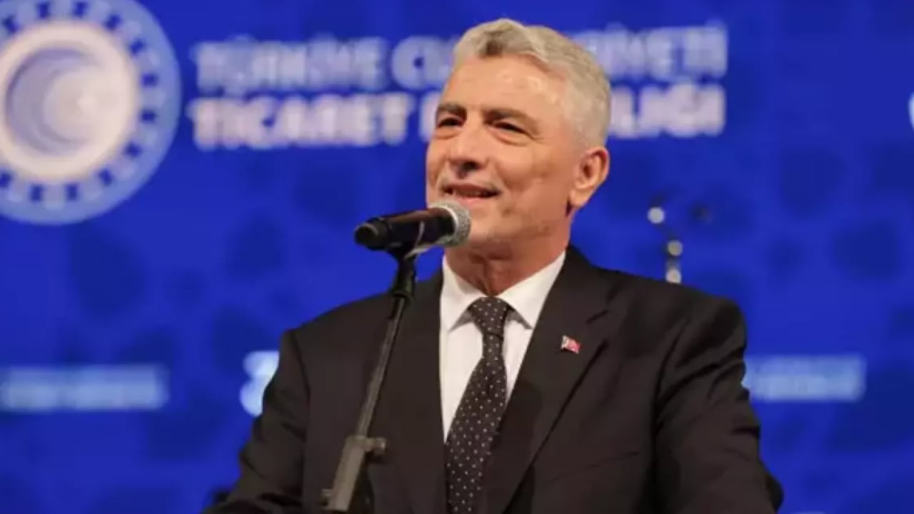 Foto - Bakan Bolat duyurdu: İhracat 273 milyar dolarla rekor kırdı! Türkiye büyüyor, enflasyon eriyor