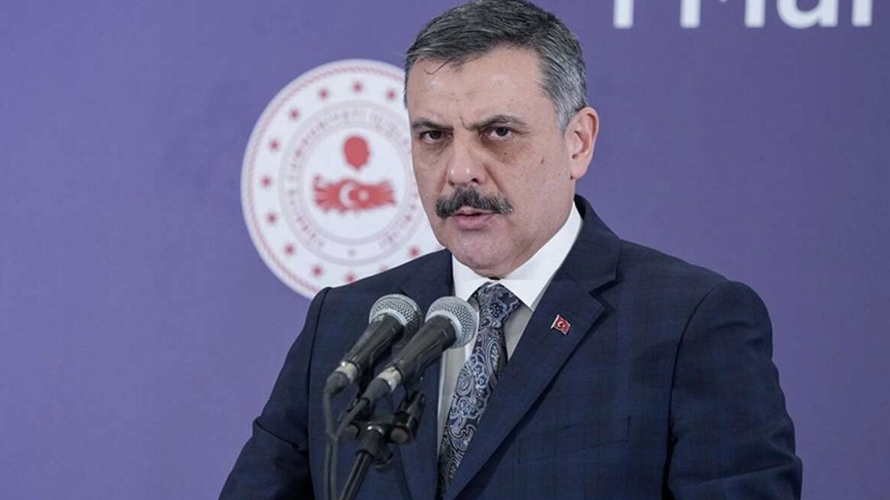 Foto - Bakan Çiftçi, Efendimiz Hz. Muhammed’in tavsiyesiyle anlattı: Kadına hürmet insanlığa hürmettir!