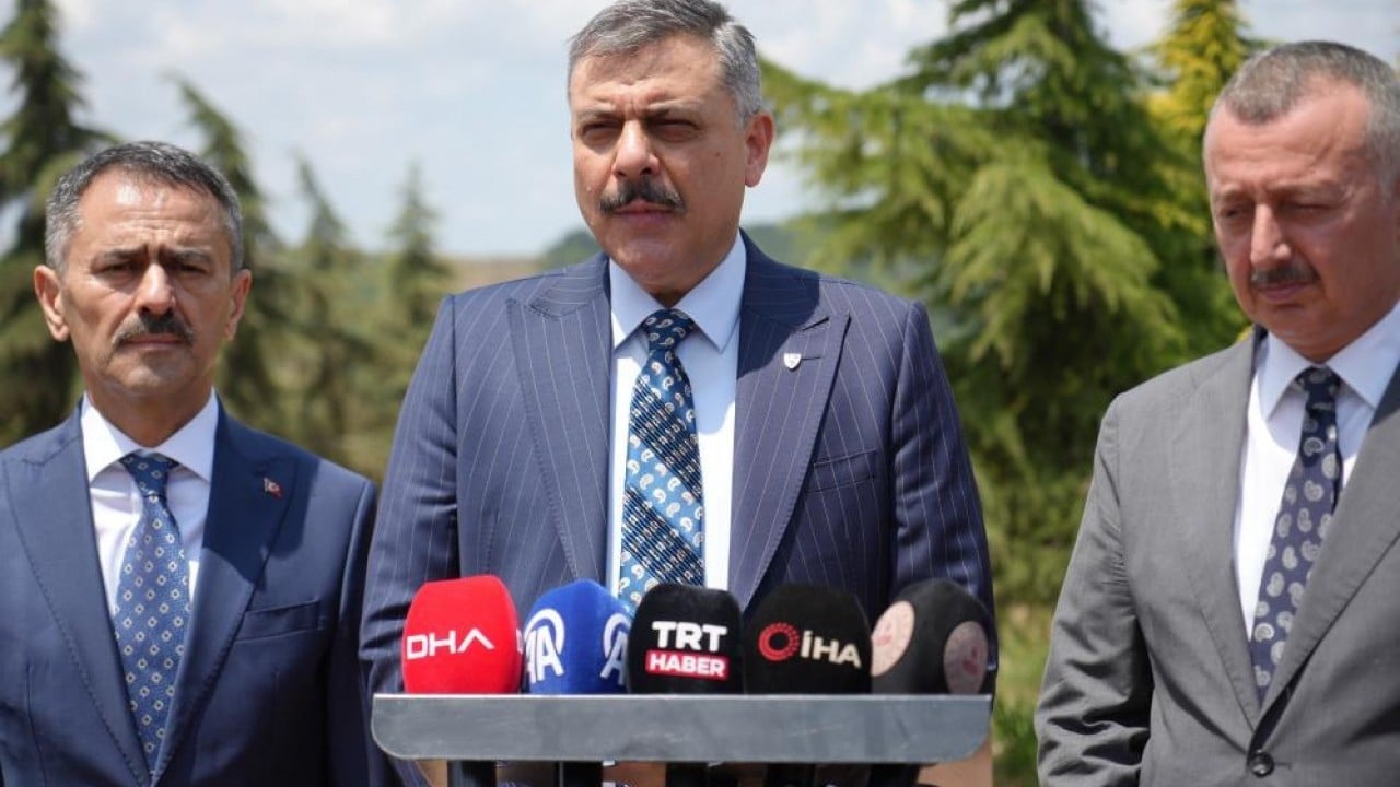 Foto - Bakan Çiftçi'den müjdeli haber Sokak hayvanları için tarih verdi