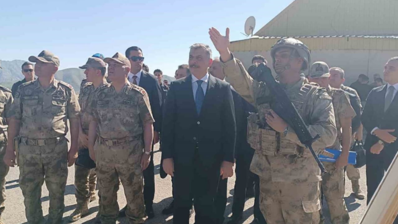 Foto - Bakan Çiftçi'den ‘Terörsüz Türkiye’ vurgusu! Mücadele kararlılıkla devam edecek