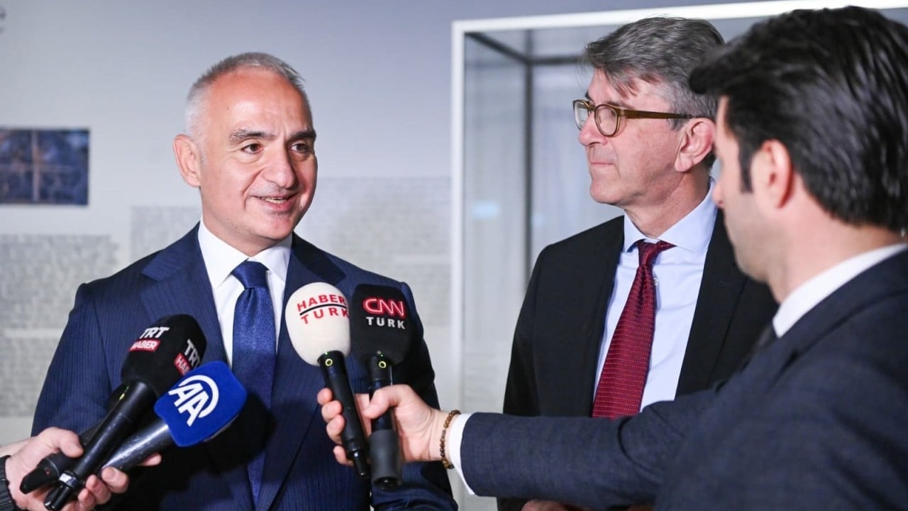 Foto - Bakan Ersoy 12 bin yıllık tarihi Avrupa'nın kalbine taşıdı