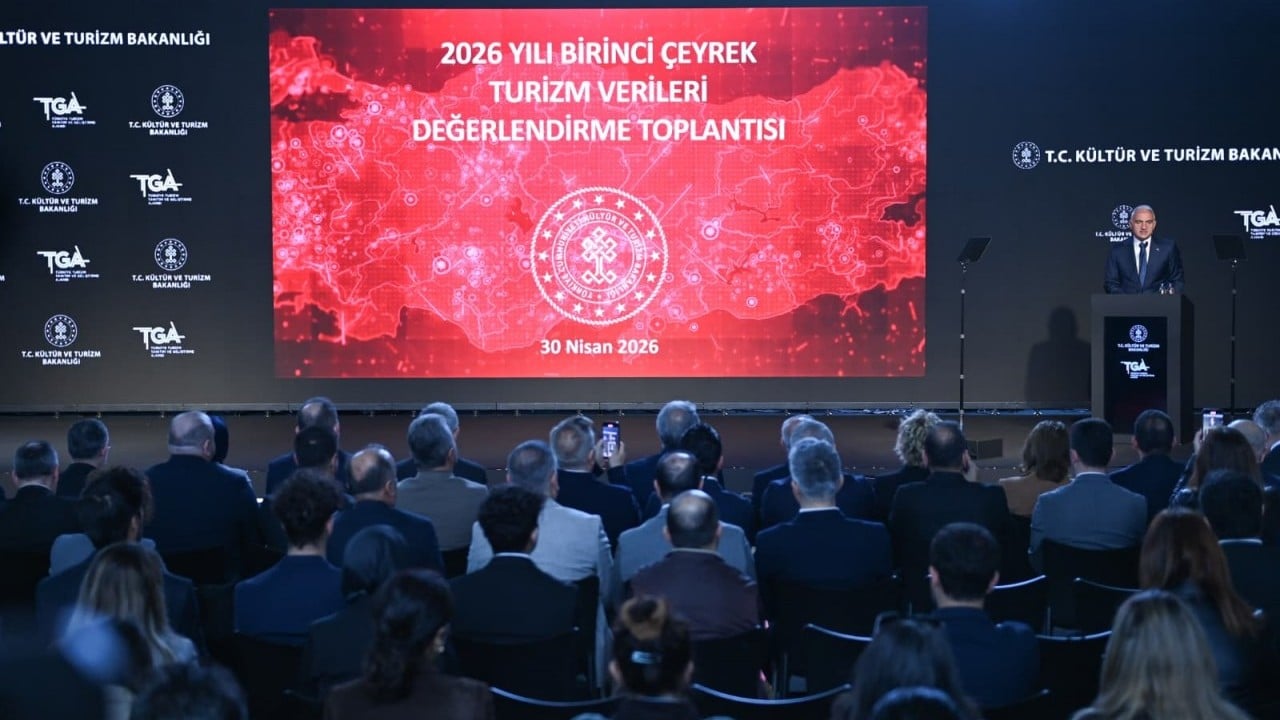 Foto - Bakan Ersoy duyurdu: Turizmde ilk çeyrekte güçlü performans! Müthiş rakamlar ortaya çıktı...