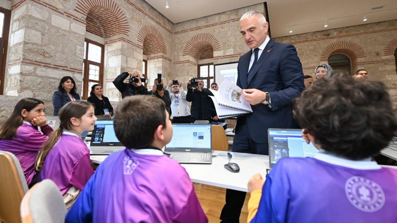 Foto - Bakan Ersoy duyurdu: Kütüphanelerde yıl sonu kullanıcı hedefi 39 milyonun üzerinde