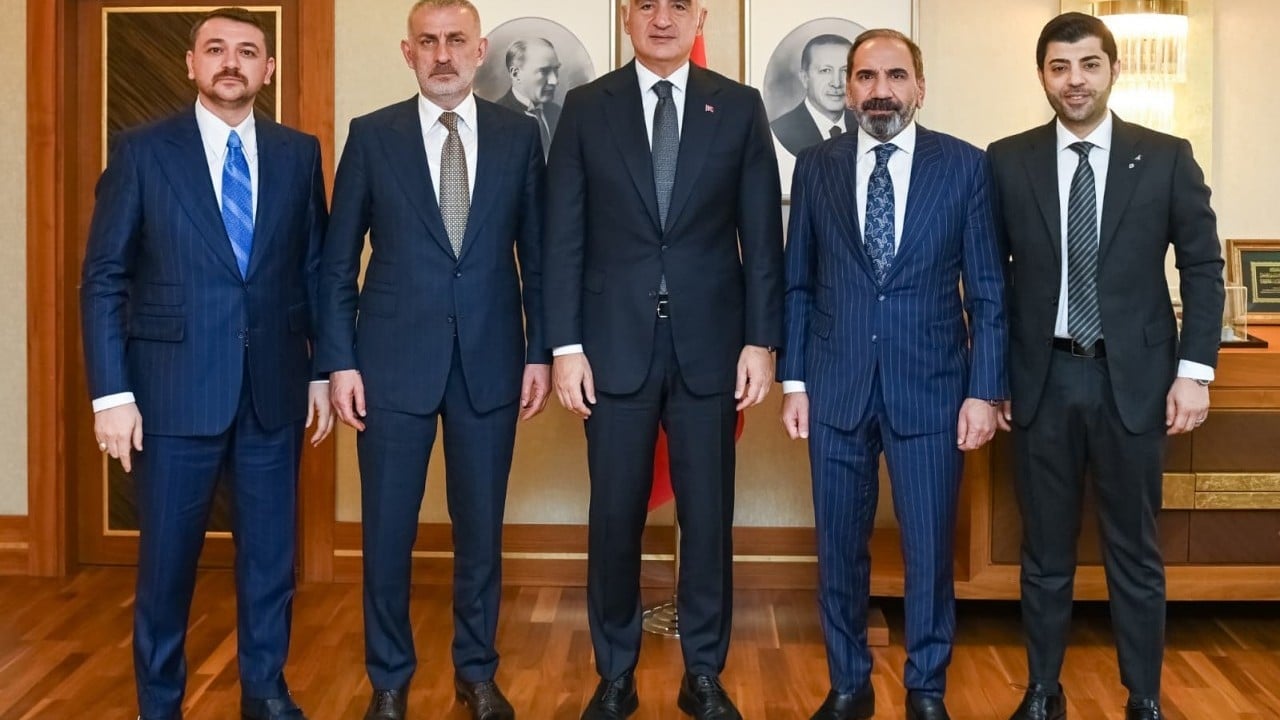 Foto - Bakan Ersoy müjdeyi verdi: Milli takımın gücü turizm tanıtımına yansıyacak!