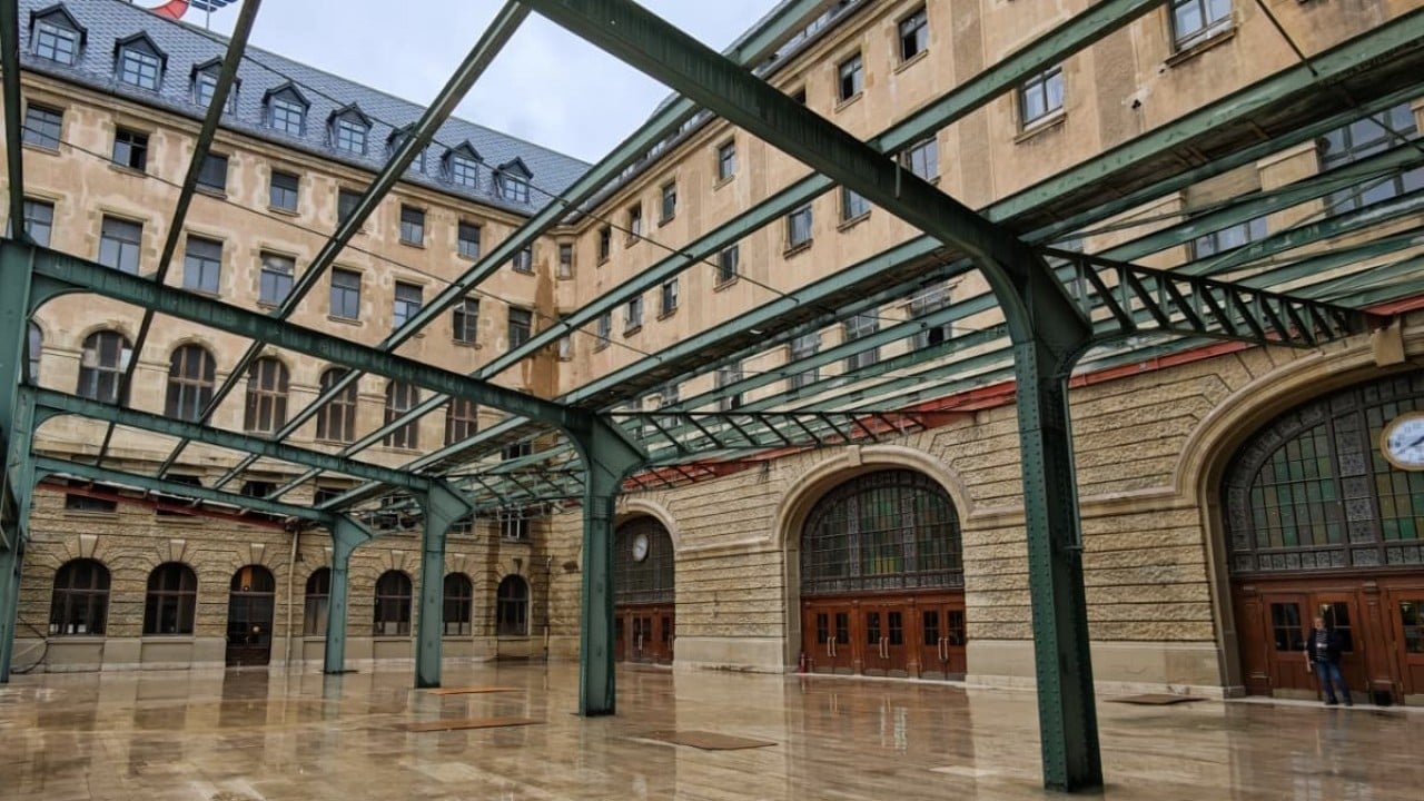 Foto - Bakan Ersoy paylaştı: Haydarpaşa ve Sirkeci'de dünyaca ünlü küratör devrede 