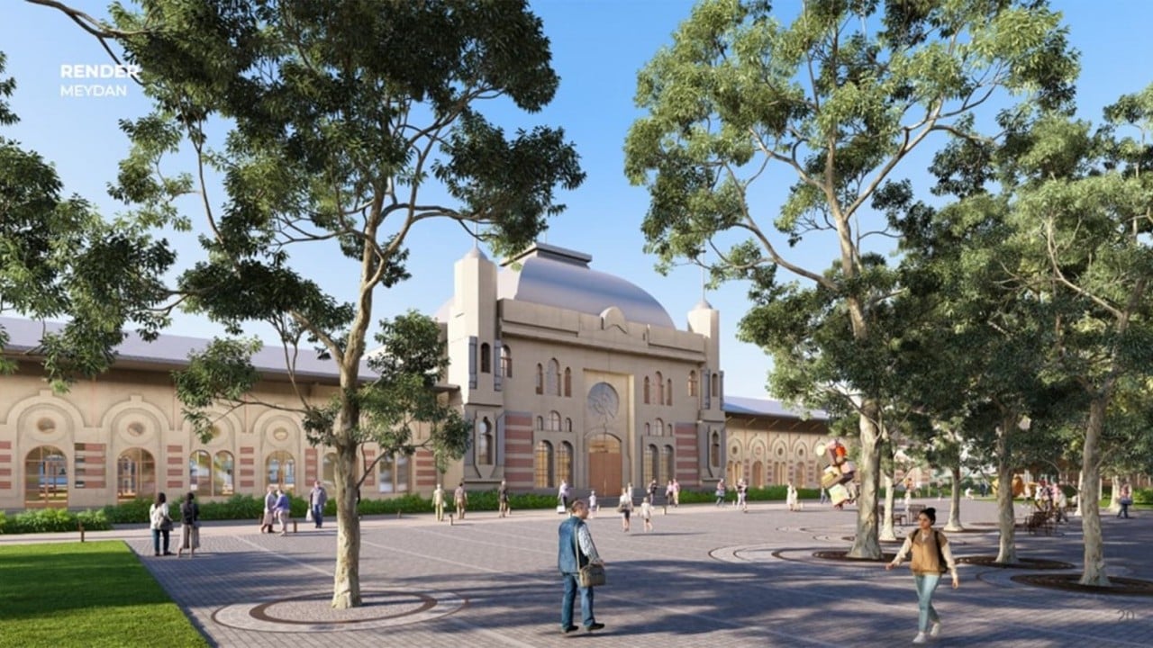 Foto - Bakan Ersoy paylaştı: Haydarpaşa ve Sirkeci'de dünyaca ünlü küratör devrede 