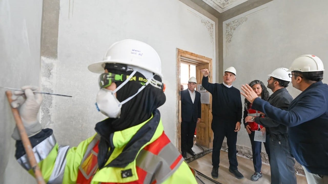 Foto - Bakan Ersoy Sirkeci Gar Sahası’ndaki dönüşümü ilk kez paylaştı! Tarihî Sirkeci Garı Yaşayan Kültür Adası’na dönüşecek