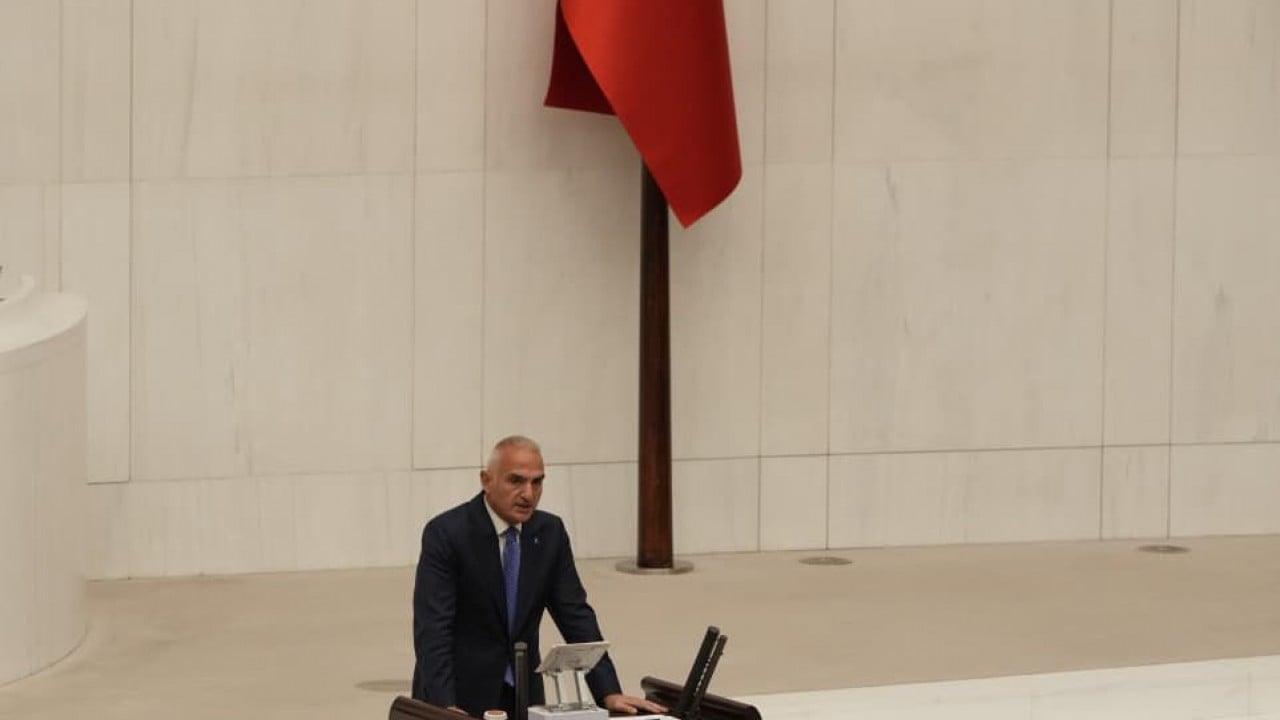 Foto - Bakan Ersoy TBMM Genel Kurulu'nda: Turizmde küresel liderliğe yürüyoruz 64 milyar dolar hedefini yakalayacağız