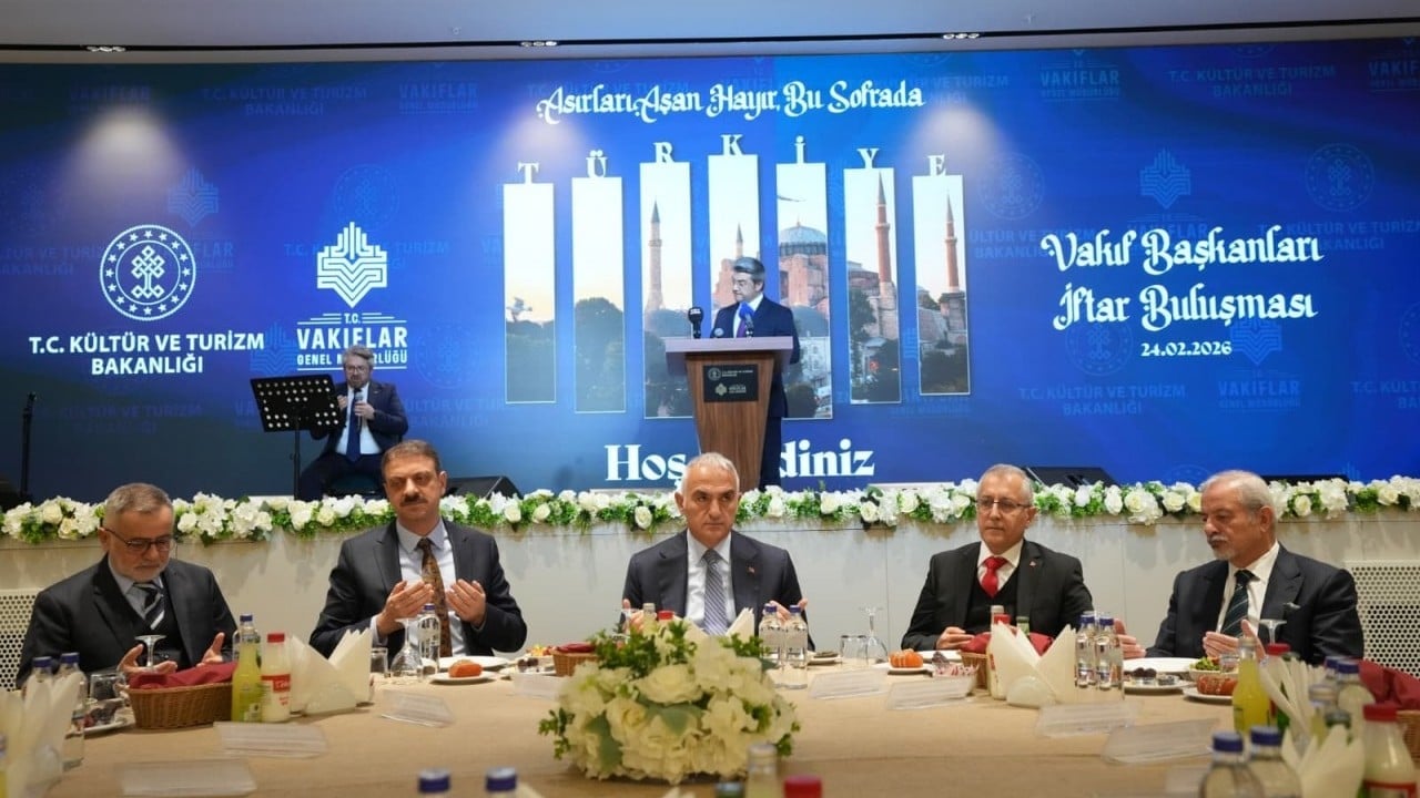 Foto - Bakan Ersoy: Vakıflar günde 100 bin vatandaşımıza iftar veriyor