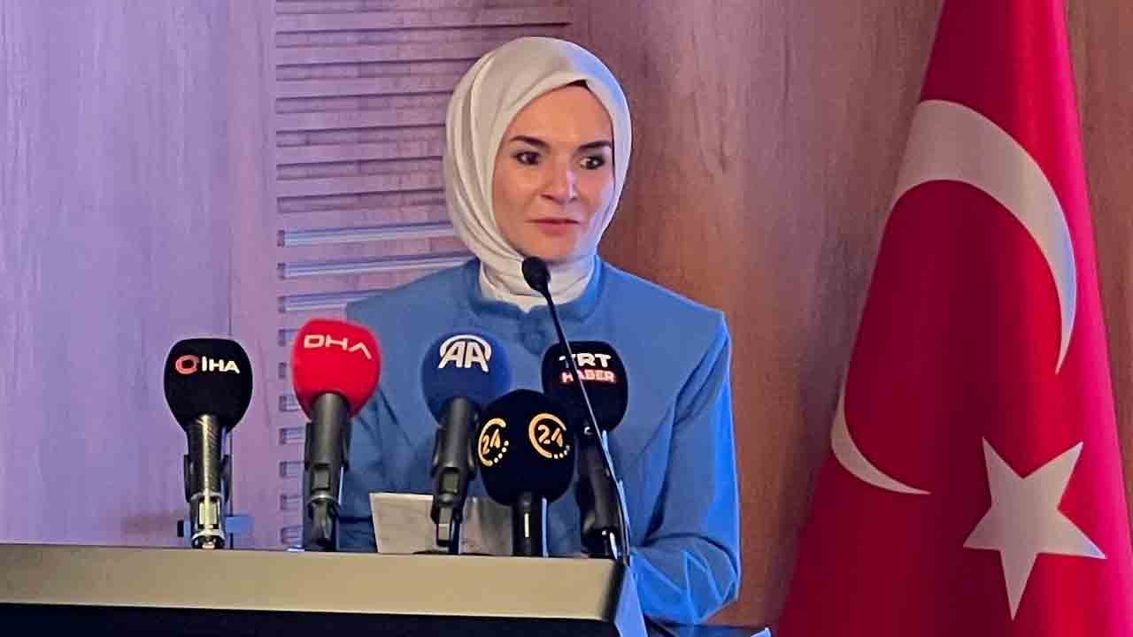 Foto - Bakan Göktaş: 9 Bin 277 koruyucu aile, 11 bin 22 çocuğun hayatına dokunuyor