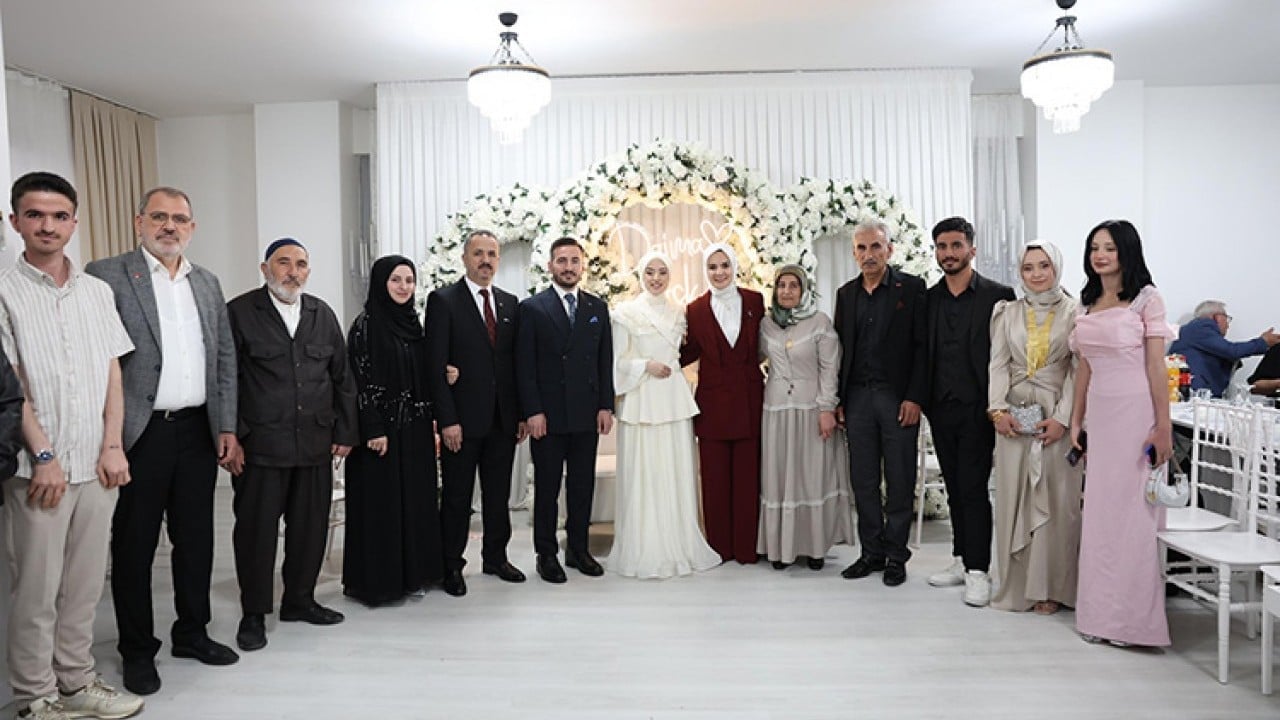 Foto - Bakan Göktaş duyurdu! Genç çiftlere sağlanan destek 10 milyar lirayı aştı