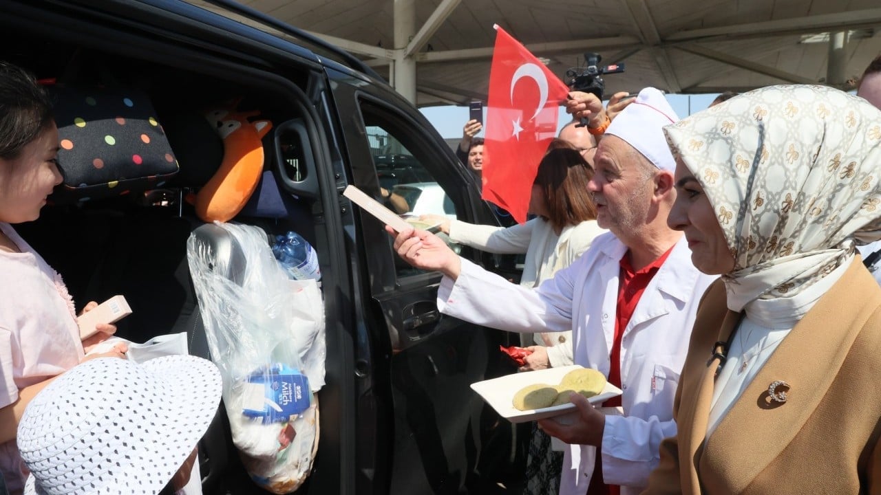 Foto - Bakan Göktaş Kapıkule'de karşıladı Gurbetçiler başımızın tacı