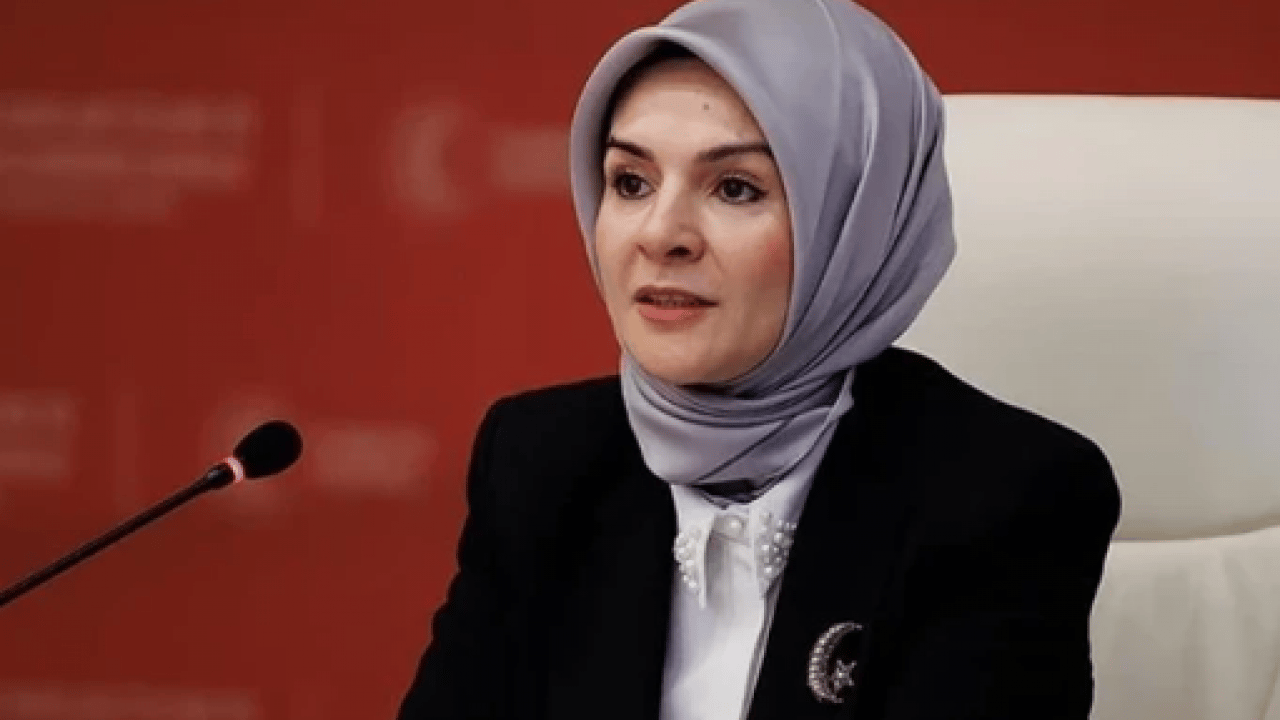 Foto - Bakan Göktaş müjdeyi verdi: Çalışan tüm anneler bu imkandan faydalanabilecek