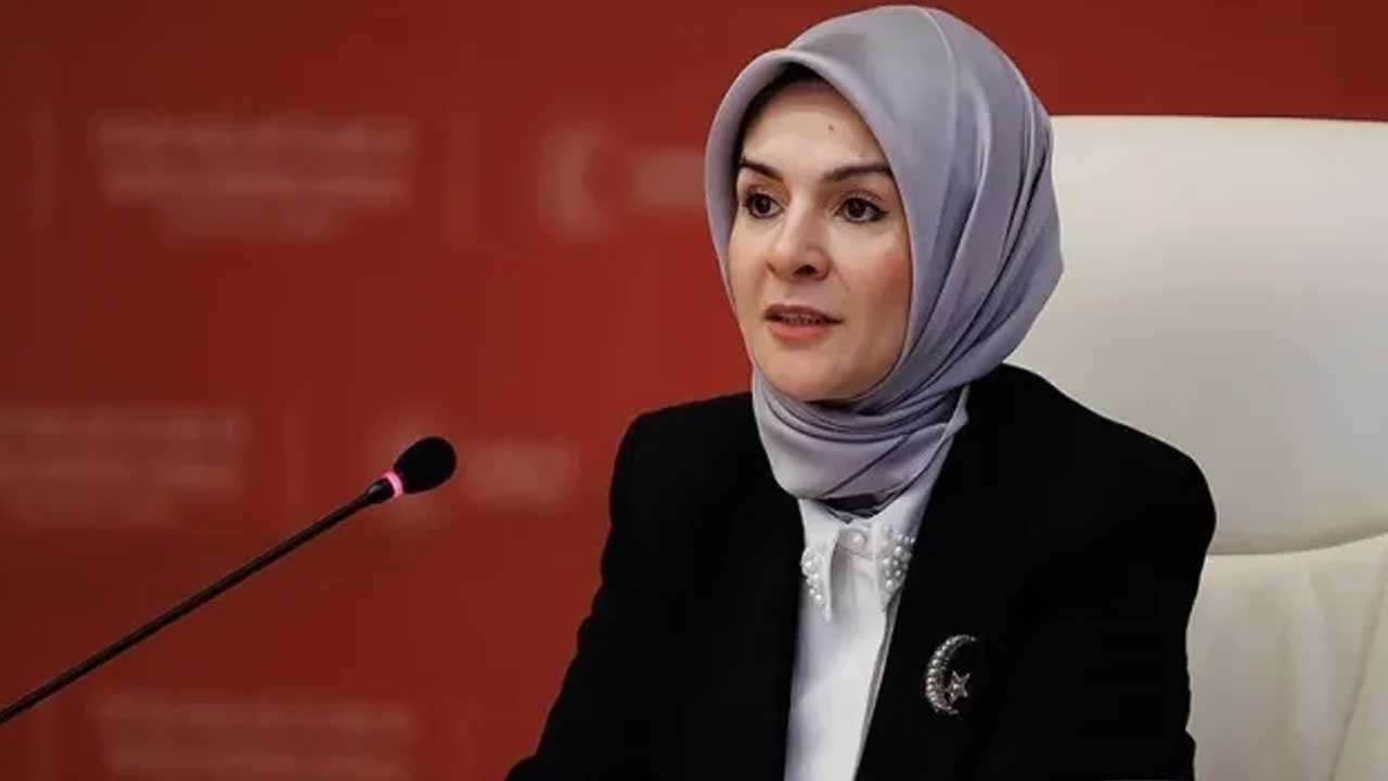 Foto - Bakan Göktaş örneklerini sundu! Cep telefonlarında algoritma tehdidi