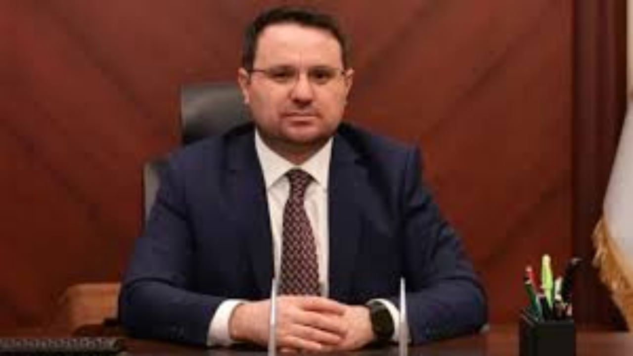 Foto - Bakan Gürlek göreve gelir gelmez sinyali vermişti! İki dev şirkete kayyım atandı