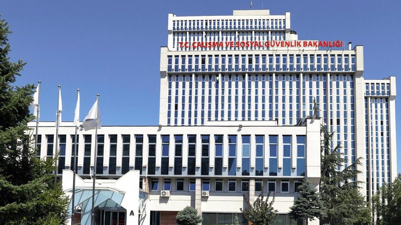 Foto - Bakan Işıkhan rakam verdi: 3 milyon 352 bin 179 belge düzenlendi