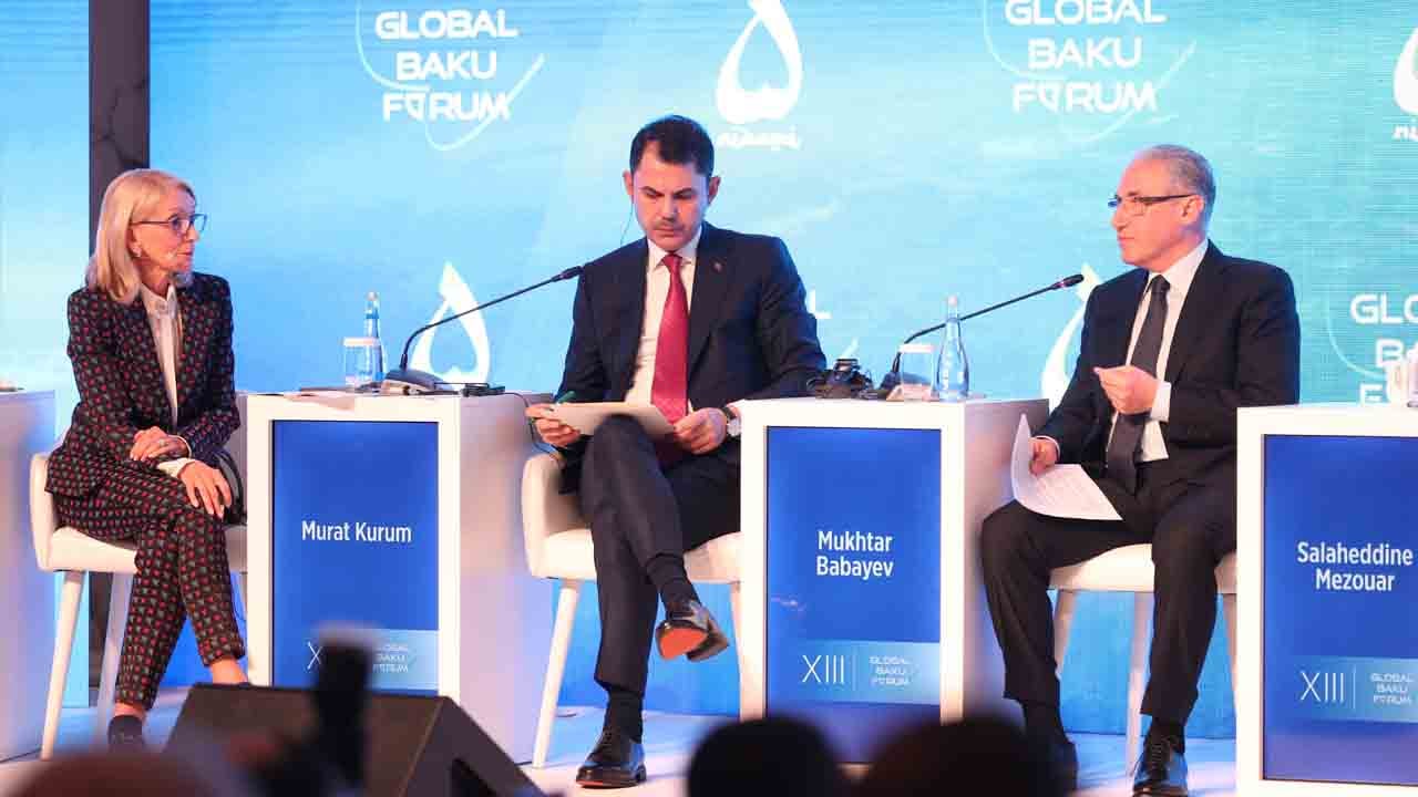 Foto - Bakan Kurum, Küresel Bakü Forumu’nda konuştu: Sıfır atık uygulamalarını Antalya’da da işleyeceğiz