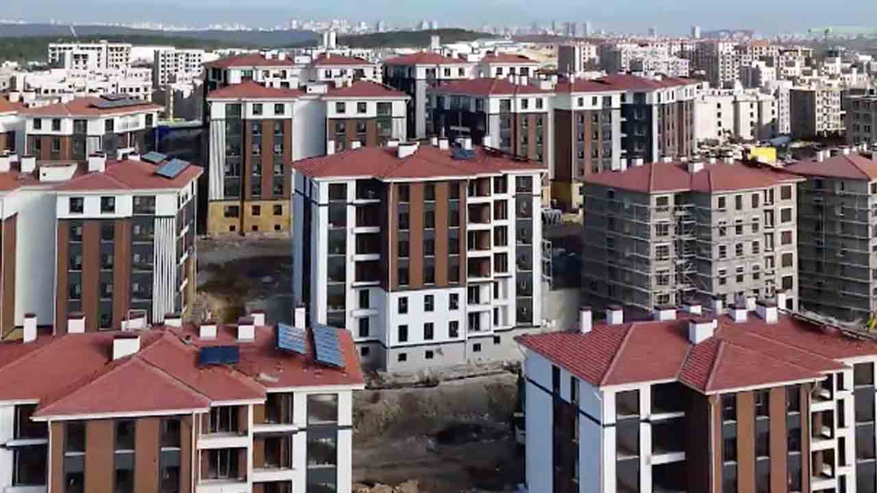 Foto - Bakan Kurum, Sazlıbosna’daki sosyal konutları paylaştı: İstanbul’da 150 bin vatandaşımız daha sağlam binalarda oturacak