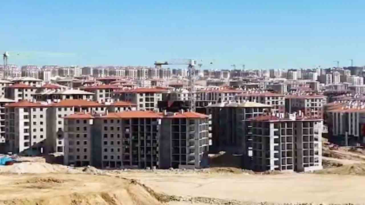 Foto - Bakan Kurum, Sazlıbosna’daki sosyal konutları paylaştı: İstanbul’da 150 bin vatandaşımız daha sağlam binalarda oturacak