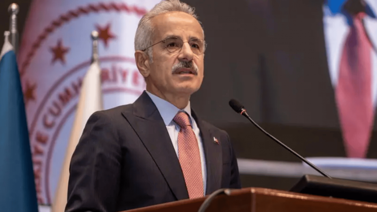 Foto - Bakan müjdeyi duyurdu: Yolculuk 4 saatten 1,5 saate düşecek!