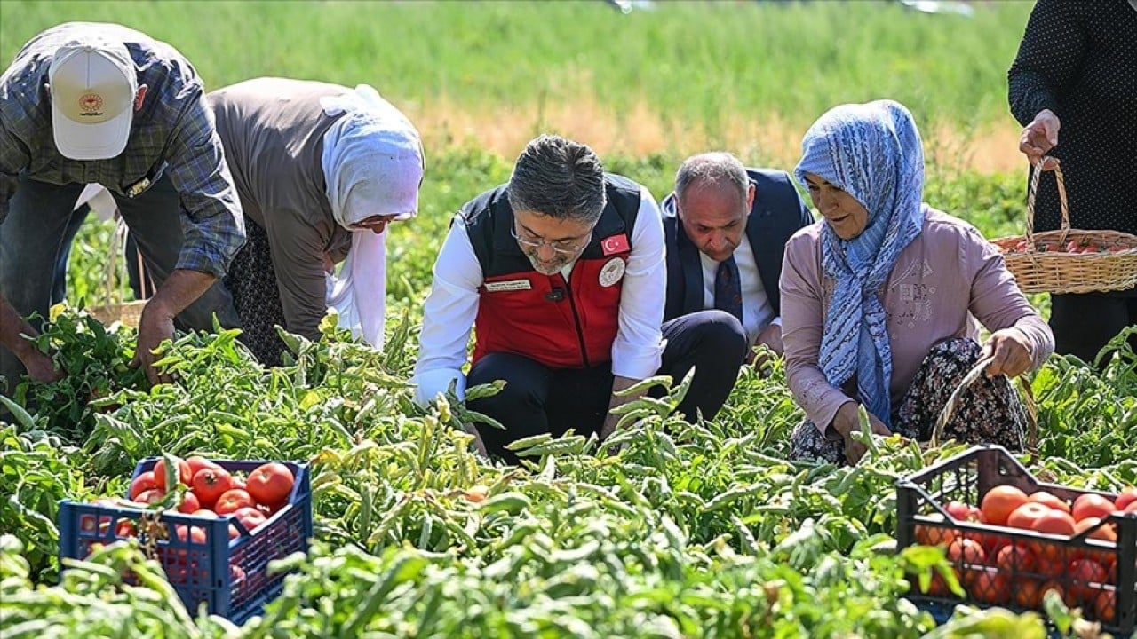 Foto - Bakan Yumaklı çiftçiye müjdeyi verdi: 6,5 milyar lira bugün ödenecek