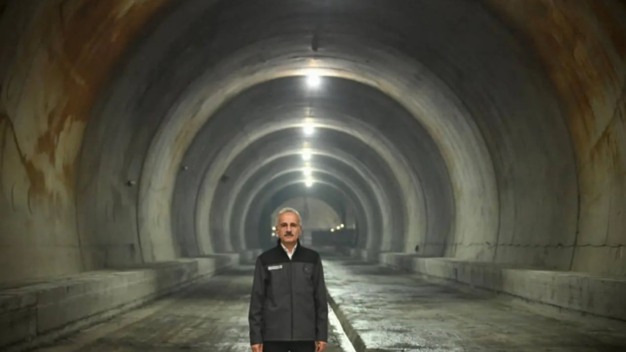 Foto - Bakandan bir müjde daha: İki il arası daha da kısalıyor!
