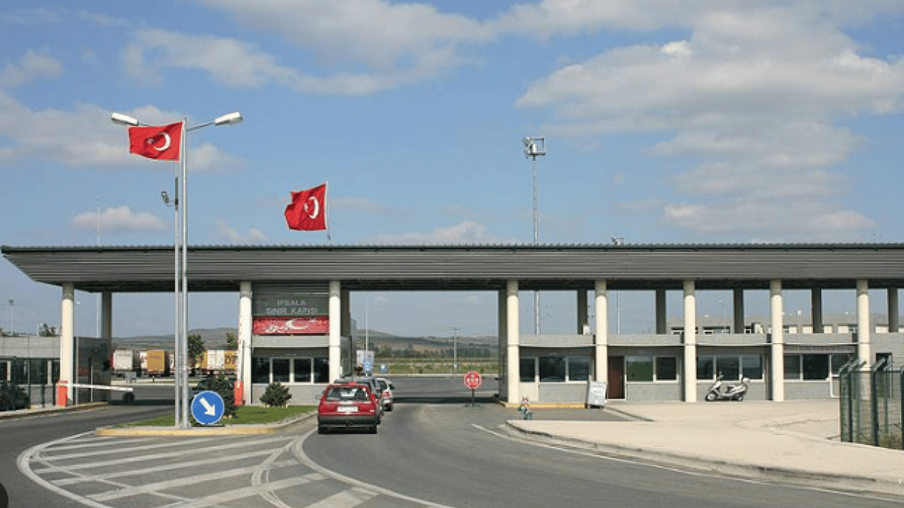 Foto - Bakanlık duyurdu: Türk plakalıya işlem kolaylaşacak!