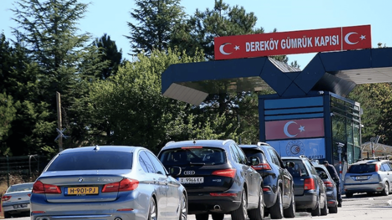 Foto - Bakanlık duyurdu: Türk plakalıya işlem kolaylaşacak!