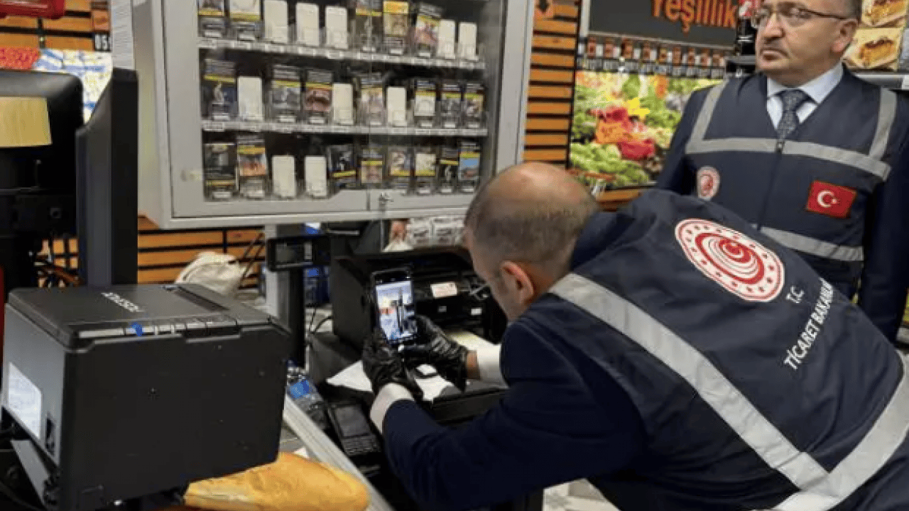 Foto - Bakanlık ifşa listesini yayınladı: Bakın lahmacunun içinden ne çıktı!