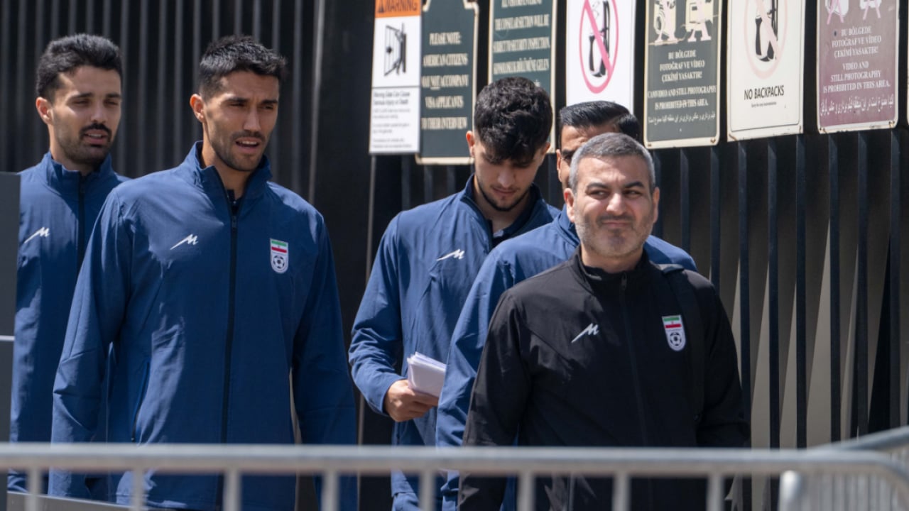 Foto - Bakın ne için geldiler! İran'ın futbolcuları ABD Ankara Büyükelçiliğinde