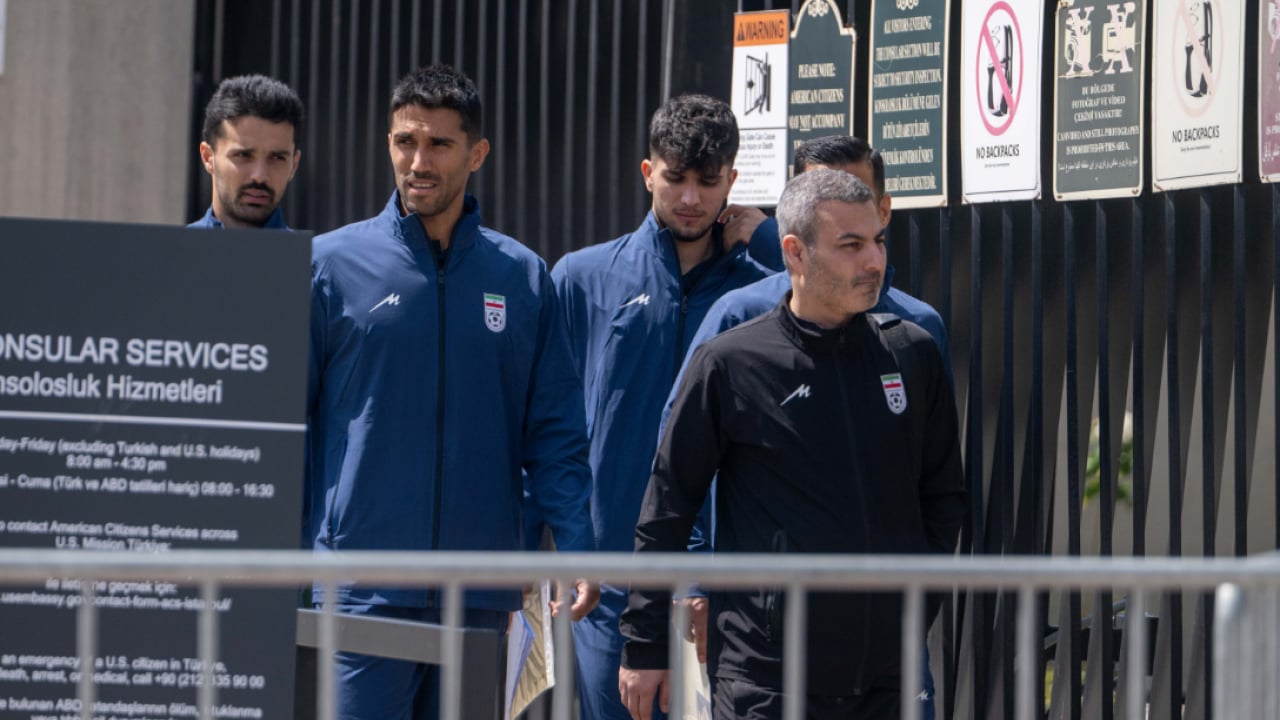 Foto - Bakın ne için geldiler! İran'ın futbolcuları ABD Ankara Büyükelçiliğinde
